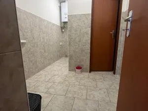 Pronájem obchodního prostoru, Čáslav, Formíkova, 20 m2