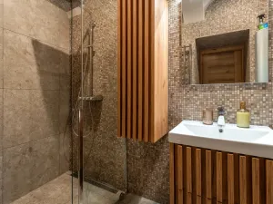 Prodej bytu 2+kk, Jáchymov, náměstí Republiky, 70 m2