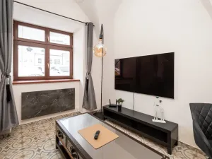 Prodej bytu 2+kk, Jáchymov, náměstí Republiky, 70 m2