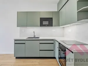Pronájem bytu 1+kk, Praha - Modřany, Komořanská, 37 m2