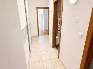Prodej bytu 2+kk, Praha - Veleslavín, Na okraji, 88 m2