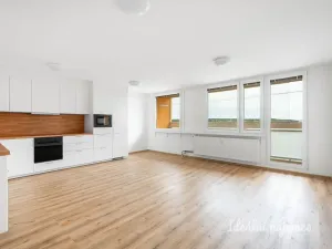 Pronájem bytu 3+kk, Praha - Čimice, Křivenická, 73 m2