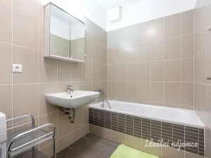 Pronájem bytu 2+kk, Praha - Modřany, Soukalova, 55 m2