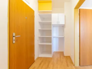 Prodej bytu 1+kk, Fryšták, Holešovská, 27 m2