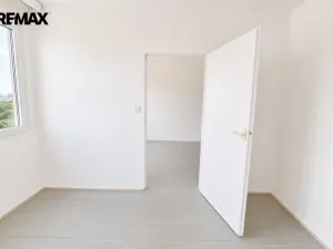 Prodej bytu 2+kk, Hradec Králové - Pražské Předměstí, Veverkova, 34 m2