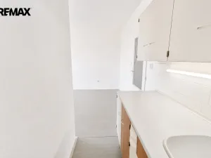 Prodej bytu 2+kk, Hradec Králové - Pražské Předměstí, Veverkova, 34 m2