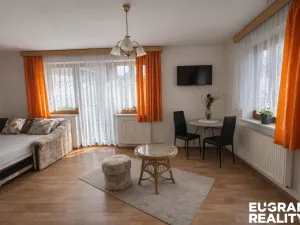 Prodej rodinného domu, Nový Bor - Janov, 219 m2