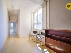 Pronájem kanceláře, Hodonín, 150 m2