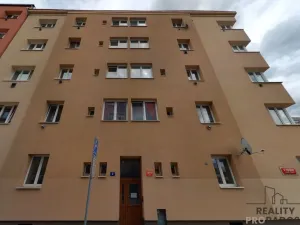 Prodej bytu 2+kk, Praha, U skládky, 41 m2