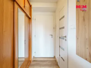 Pronájem bytu 1+1, Karlovy Vary - Stará Role, Závodu míru, 33 m2