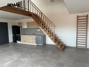 Pronájem bytu 2+kk, Slavkov u Brna, Československé armády, 66 m2