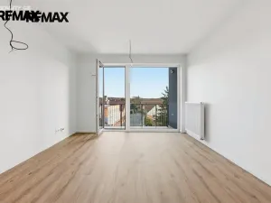 Pronájem bytu 1+kk, Kladno - Dubí, Ke křížku, 30 m2