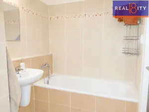 Prodej bytu 2+kk, Praha, Tupolevova, 50 m2