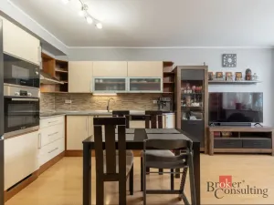 Prodej bytu 3+kk, Břeclav, Seniorů, 75 m2