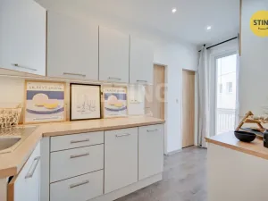 Prodej bytu 3+1, Zlín, Zálešná I, 72 m2