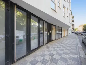 Prodej kanceláře, Praha - Smíchov, Na Zatlance, 232 m2