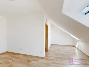 Prodej bytu 3+kk, Břeclav, Kapusty, 125 m2
