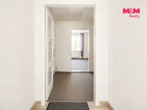 Pronájem komerční nemovitosti, Kladno, náměstí starosty Pavla, 34 m2