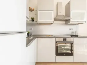 Pronájem bytu 2+kk, Praha - Holešovice, V háji, 55 m2