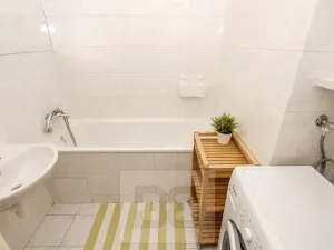 Pronájem bytu 2+1, Praha - Holešovice, Vinařská, 86 m2