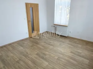 Pronájem bytu 2+1, Náměšť nad Oslavou, 65 m2
