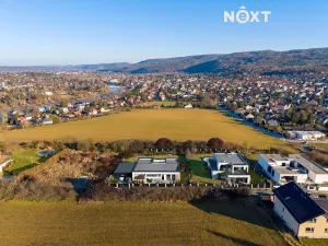 Prodej pozemku pro bydlení, Řevnice, nám. Krále Jiřího z Poděbrad, 3534 m2