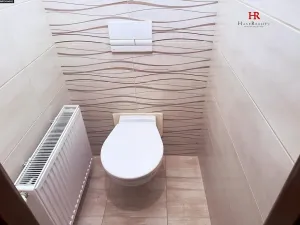 Prodej rodinného domu, Sázava, Slunečná, 220 m2