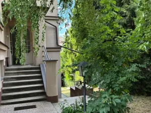 Pronájem bytu 2+kk, Praha - Libeň, Bulovka, 45 m2