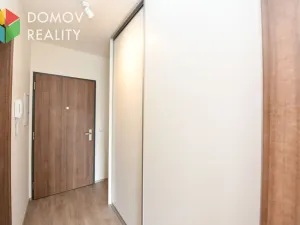 Pronájem bytu 1+kk, Beroun - Beroun-Město, Nepilova, 37 m2