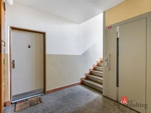Prodej bytu 2+1, České Budějovice - České Budějovice 3, Staroměstská, 53 m2
