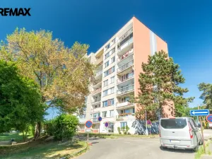 Prodej bytu 3+1, Praha - Komořany, Na Komořsku, 70 m2