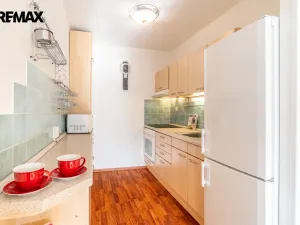 Prodej bytu 2+kk, Praha - Komořany, Na Komořsku, 43 m2
