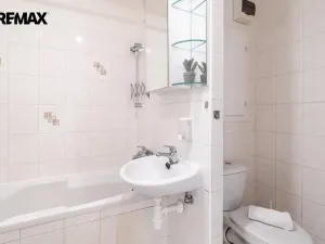 Prodej bytu 2+kk, Praha - Komořany, Na Komořsku, 43 m2