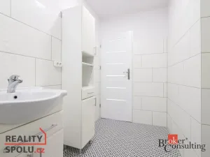 Prodej bytu 2+kk, Karviná - Nové Město, Jaroslava Vrchlického, 40 m2