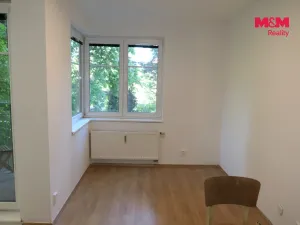 Pronájem bytu 1+kk, Praha - Libeň, Kašparovo náměstí, 28 m2