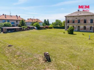 Prodej pozemku pro bydlení, Dvory - Veleliby, 618 m2