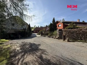 Prodej zemědělské usedlosti, Hrabyně, 214 m2
