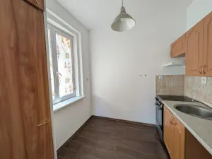 Pronájem bytu 1+1, Aš, Nádražní, 35 m2