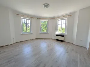 Pronájem bytu 1+1, Aš, Nádražní, 35 m2