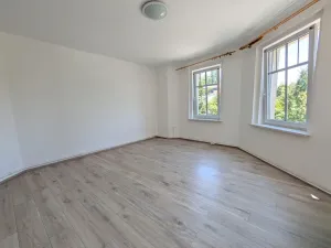 Pronájem bytu 1+1, Aš, Nádražní, 35 m2