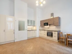 Pronájem bytu 3+kk, Praha - Nové Město, Hálkova, 77 m2