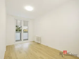 Prodej bytu 3+1, Praha - Modřany, Jordana Jovkova, 62 m2