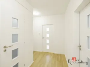 Prodej bytu 3+1, Praha - Modřany, Jordana Jovkova, 62 m2