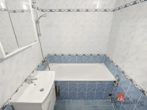 Prodej bytu 3+1, Praha - Modřany, Jordana Jovkova, 62 m2