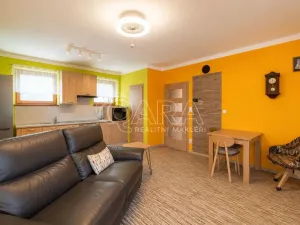 Prodej rodinného domu, Dolní Břežany - Lhota, U Lesa, 50 m2