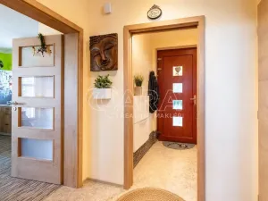 Prodej rodinného domu, Dolní Břežany - Lhota, U Lesa, 50 m2
