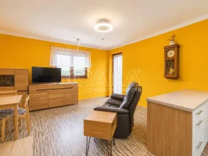 Prodej chaty, Dolní Břežany - Lhota, U Lesa, 50 m2