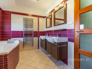 Pronájem rodinného domu, Praha - Záběhlice, Jihovýchodní IV, 156 m2