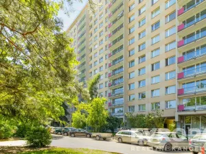 Prodej bytu 2+1, Praha - Kobylisy, Chabařovická, 62 m2