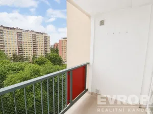 Prodej bytu 2+1, Praha - Kobylisy, Chabařovická, 62 m2